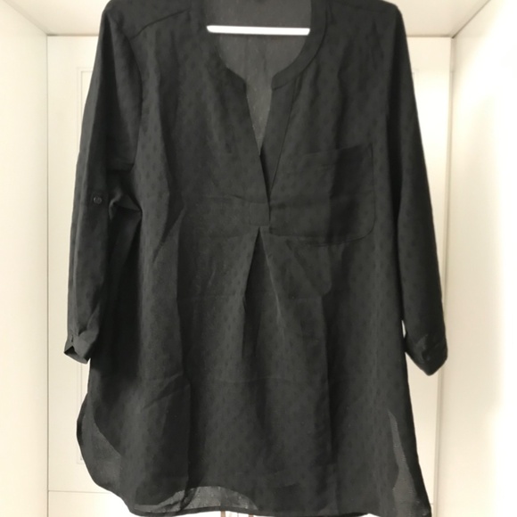Original Nicole Miller NWOT  Women’s Black Textured Fabric Blouse Top XL - Picture 4 of 9